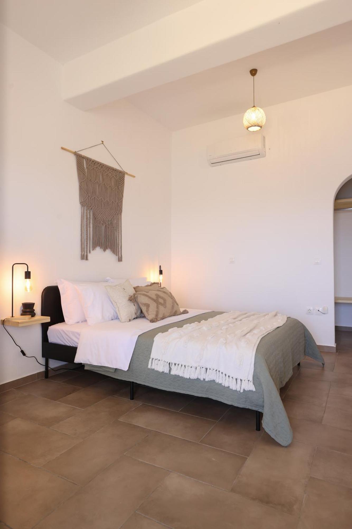 Enne Studios For Views & Tranquility Ftelia  Phòng bức ảnh